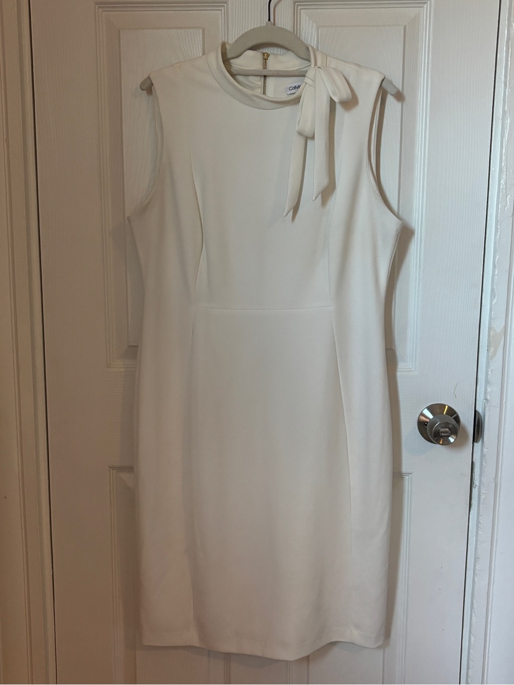 Like New White Calvin Klein Business Formal Dress